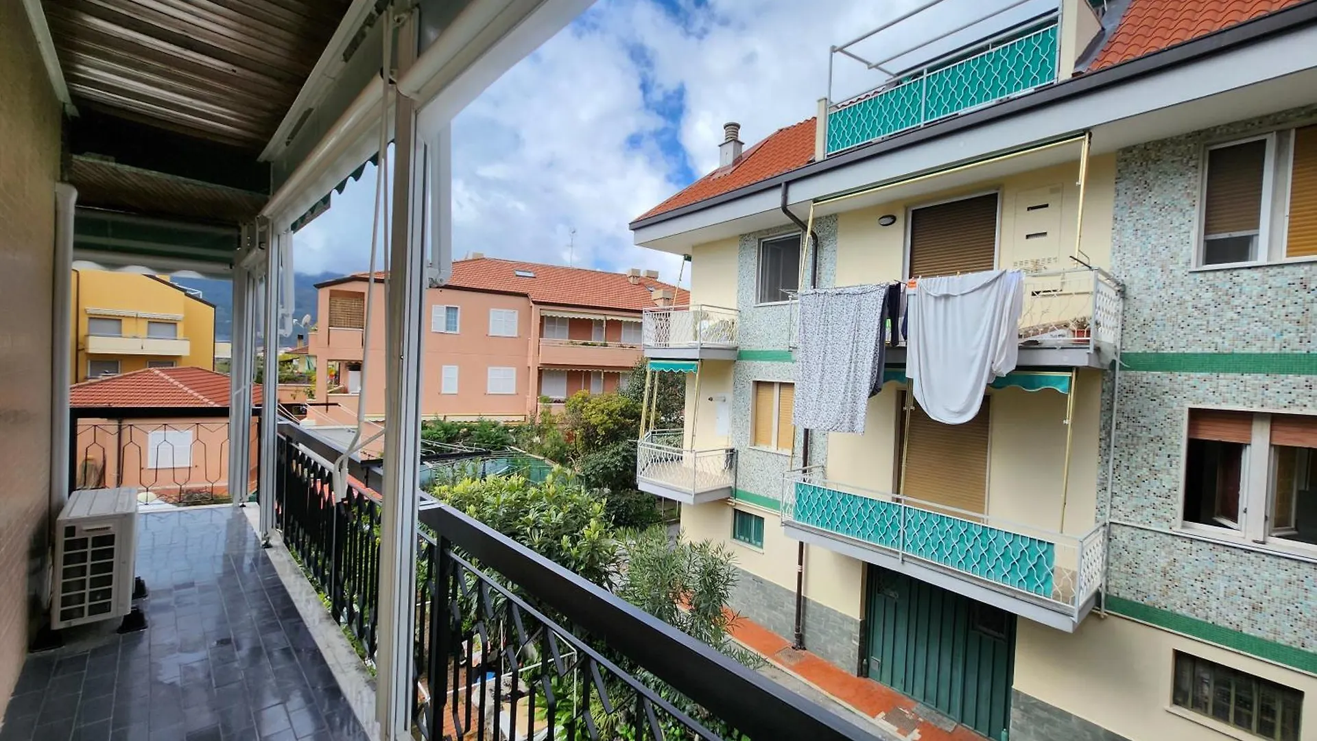 700M Dal Mare Bilocale Con A/C, Ampio Balcone E Wi-Fi Apartamento Loano