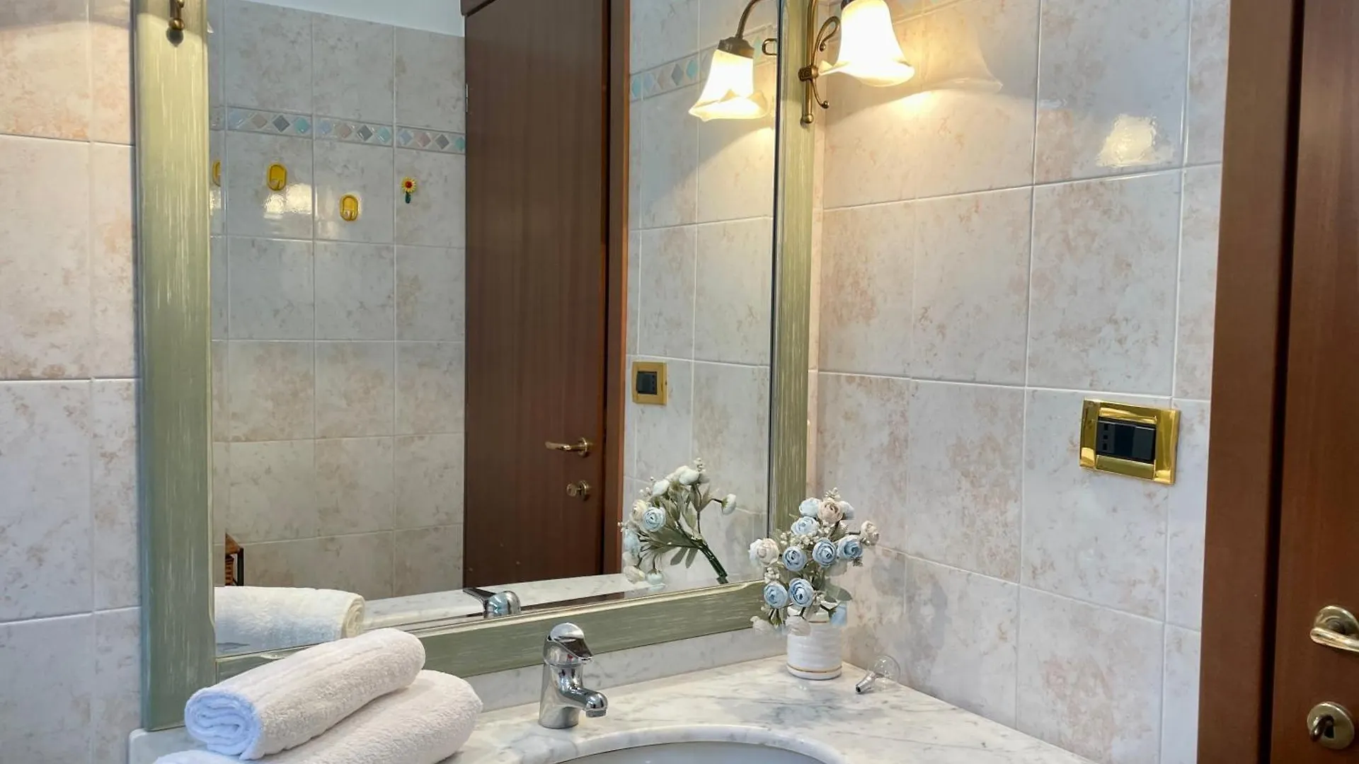 700M Dal Mare Bilocale Con A/C, Ampio Balcone E Wi-Fi Apartamento Loano